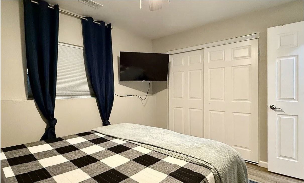 2521 Astrozon Cir #2523 - Photo 7 of 13
