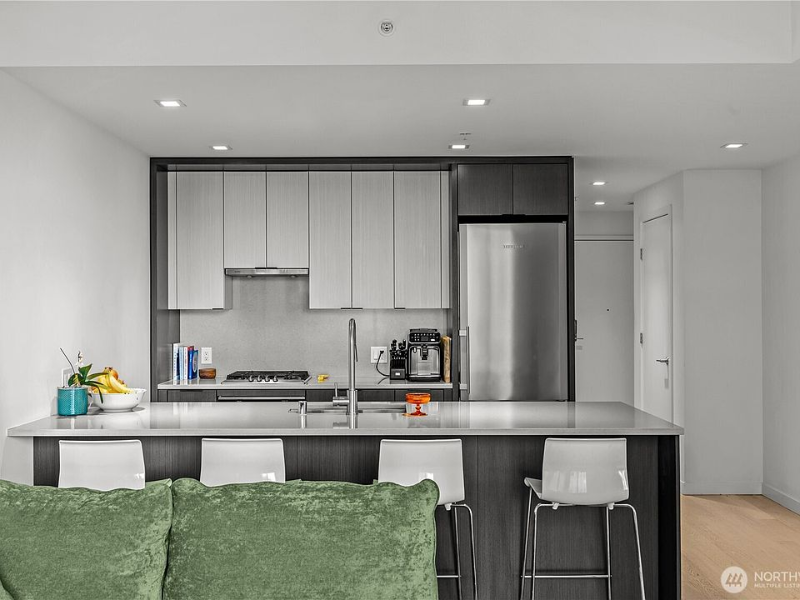 590 1st Ave S #67 - Photo 4 of 18