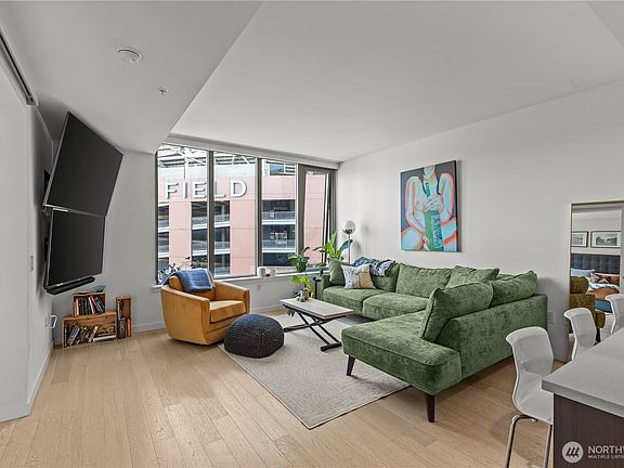 590 1st Ave S #67 - Photo 5 of 18