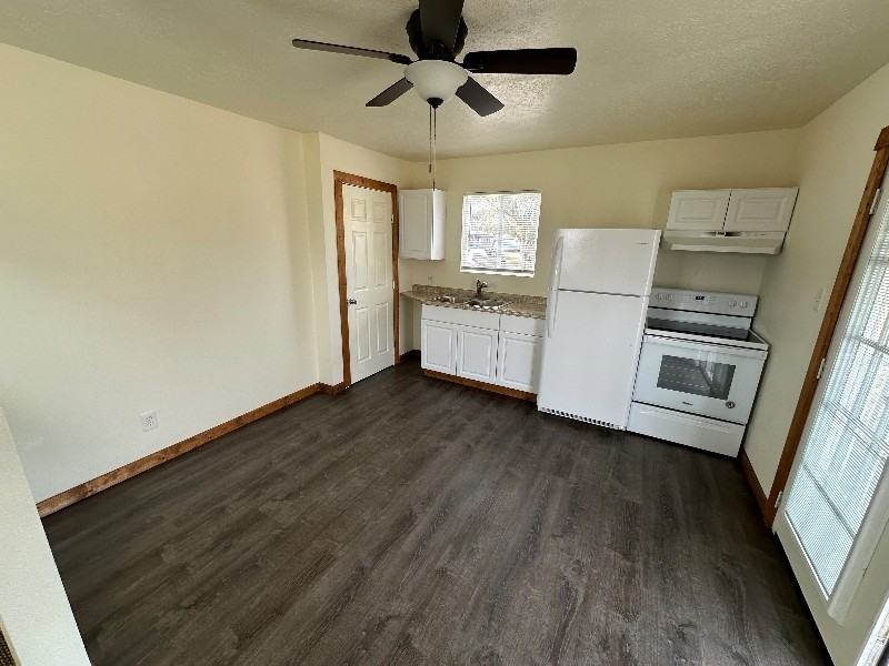 10004 Wrangler Way - Photo 3 of 5