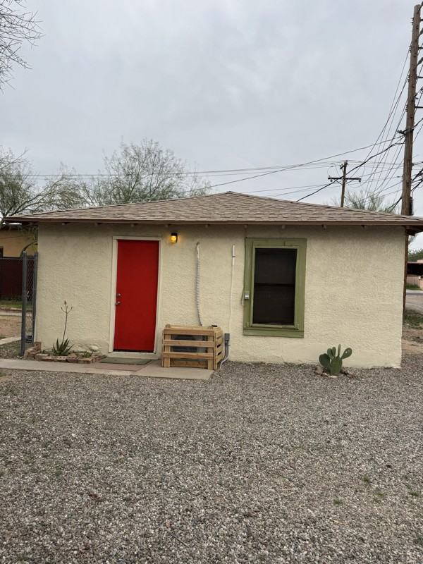 1540 E Miles St #B - Photo 2 of 14