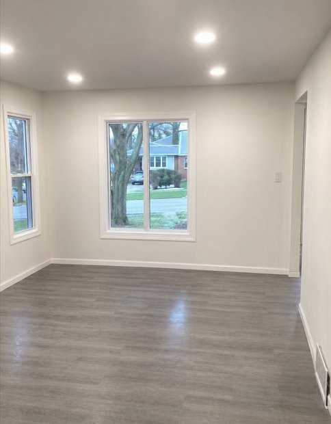18801 Margareta St - Photo 2 of 10