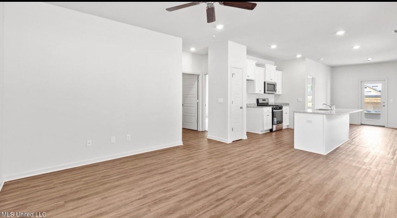 517 Vista Pointe Dr - Photo 5 of 9