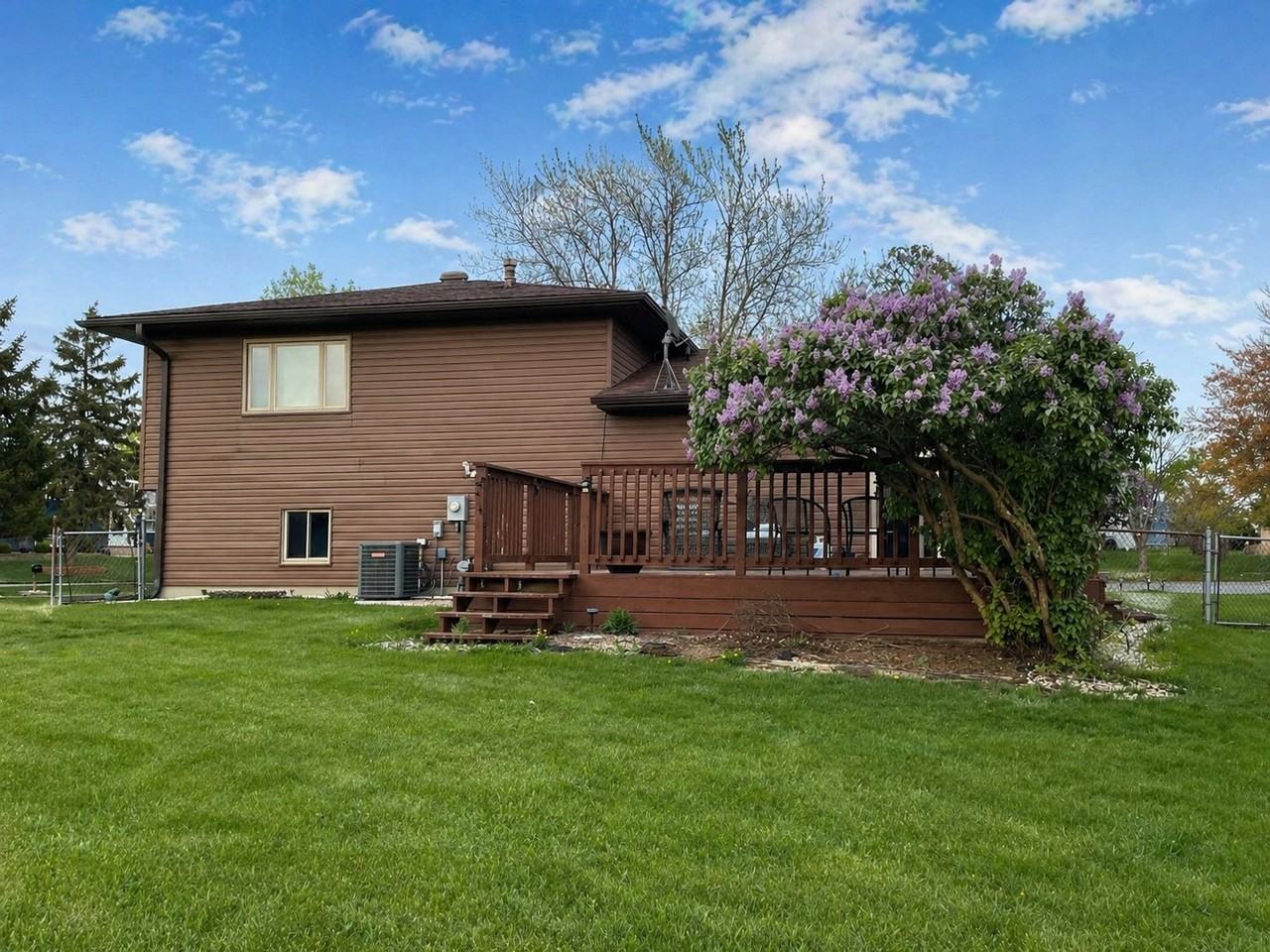 4202 W 76th Ct - Photo 2 of 20