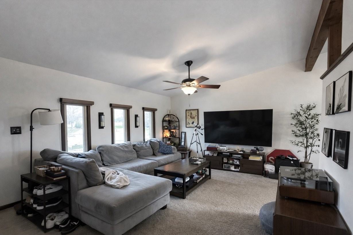 4202 W 76th Ct - Photo 4 of 20