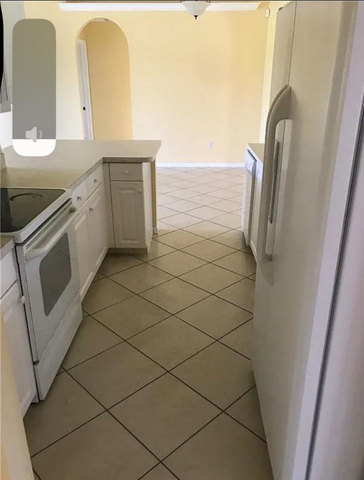 1816 Sw 38th Ter - Photo 5 of 16