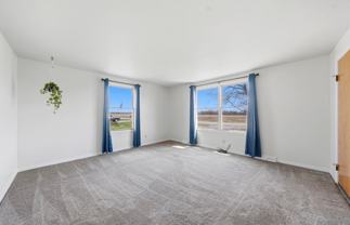 6632 Errick Rd - Photo 1 of 1