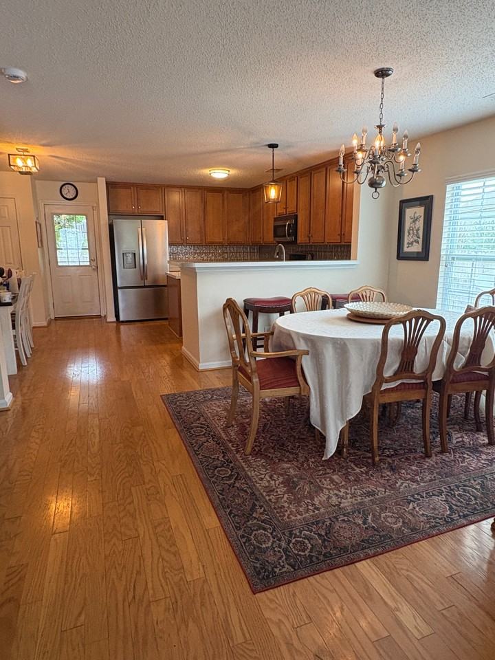 108 White Cedar Ct - Photo 6 of 20