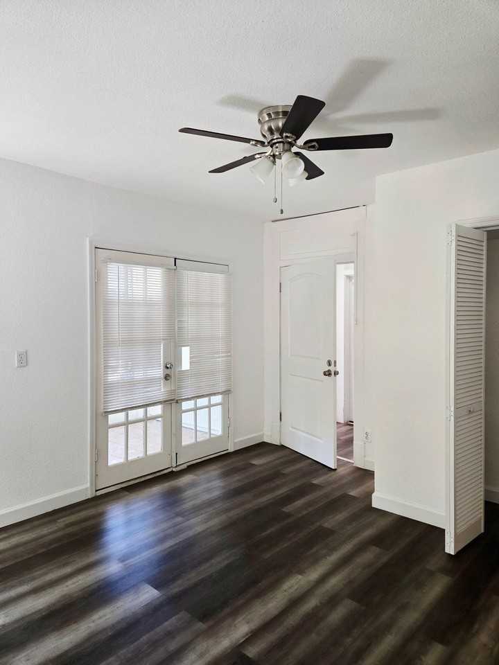 1871 Stevenson Ave #1 - Photo 5 of 15