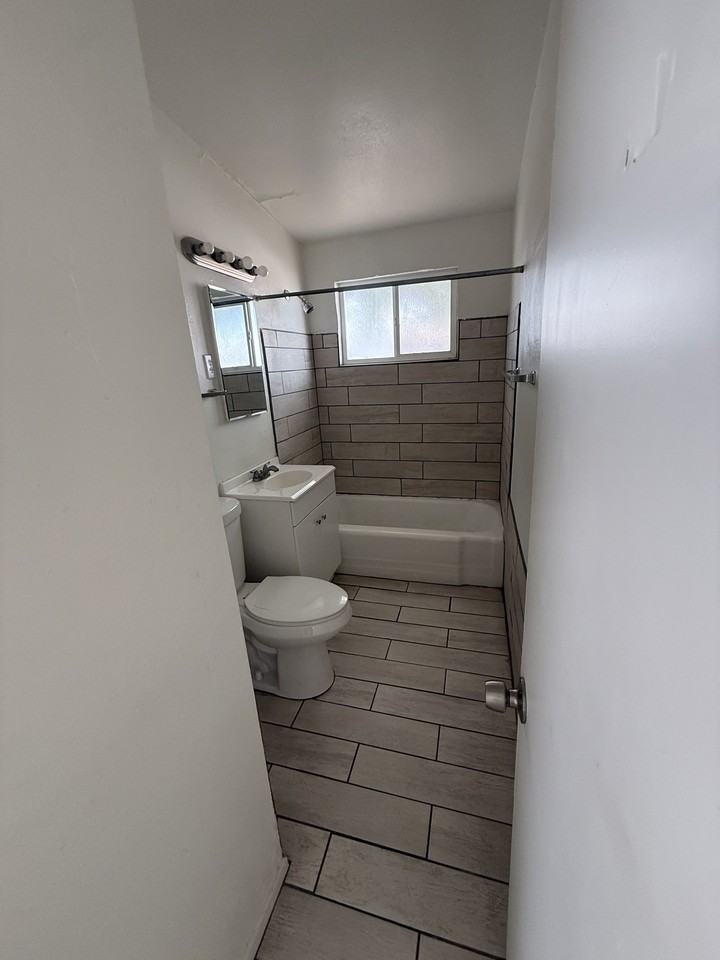 2125 Garrison Rd - Photo 7 of 9