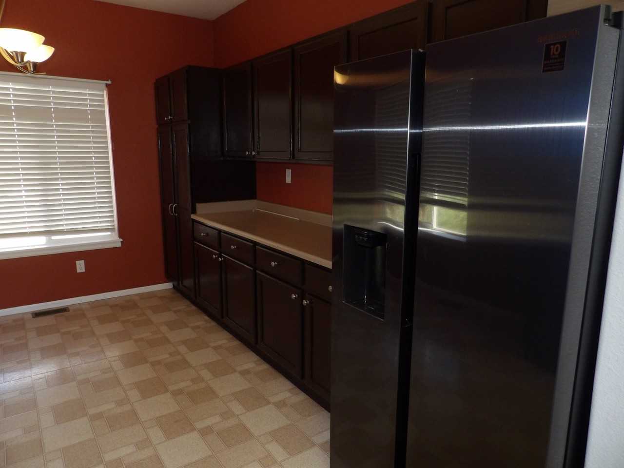875 Aspenglow Ln - Photo 3 of 20