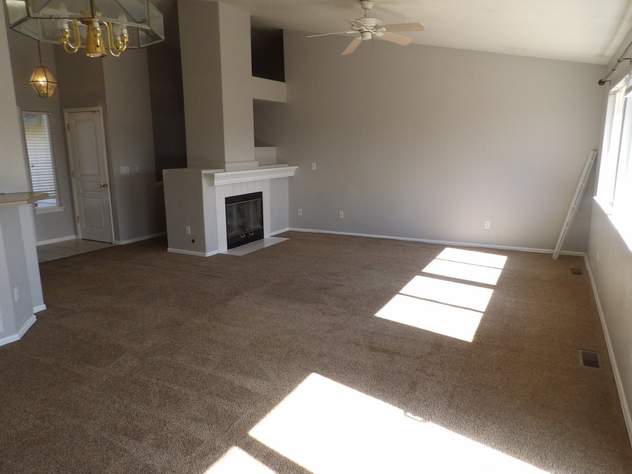 875 Aspenglow Ln - Photo 6 of 20
