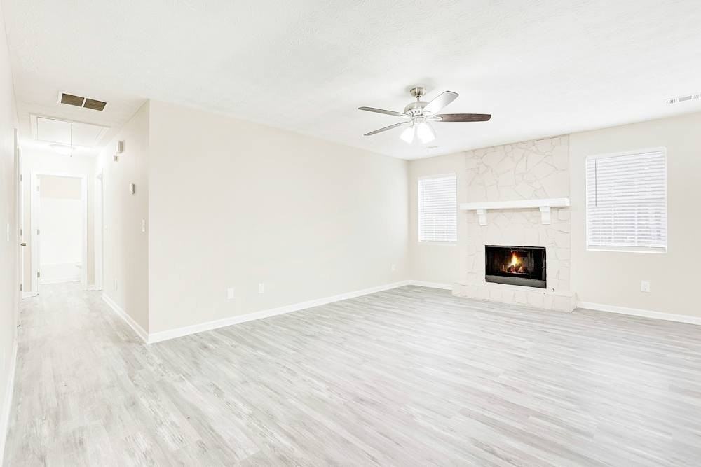40 Hidden Ridge Dr - Photo 2 of 17