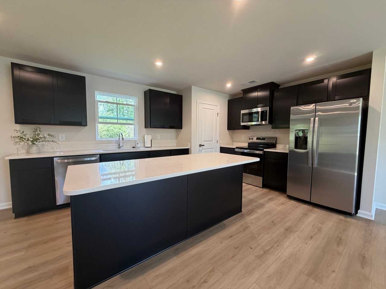289 Walsh Lane - Photo 4 of 20