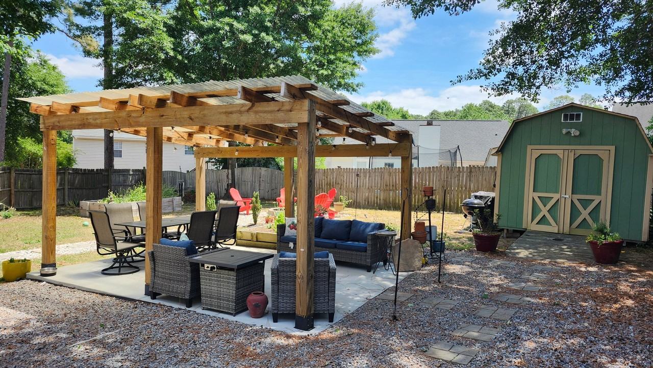 124 Stonewood Dr - Photo 3 of 19