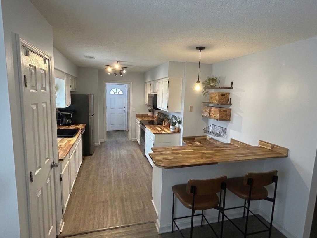 124 Stonewood Dr - Photo 6 of 19