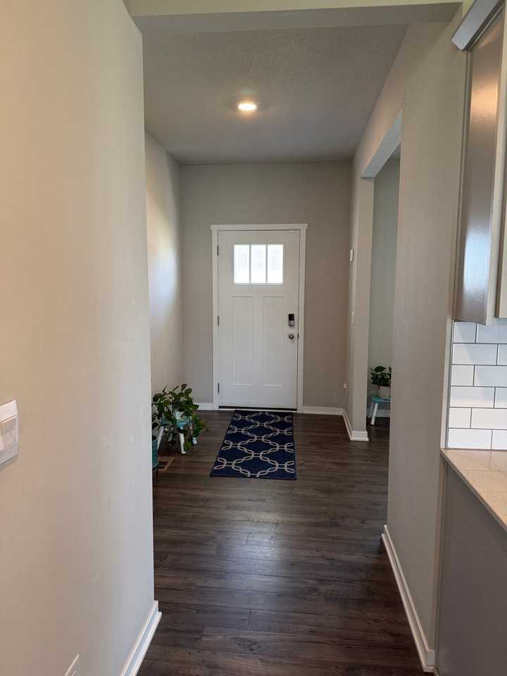 10340 Powell Ave - Photo 4 of 25