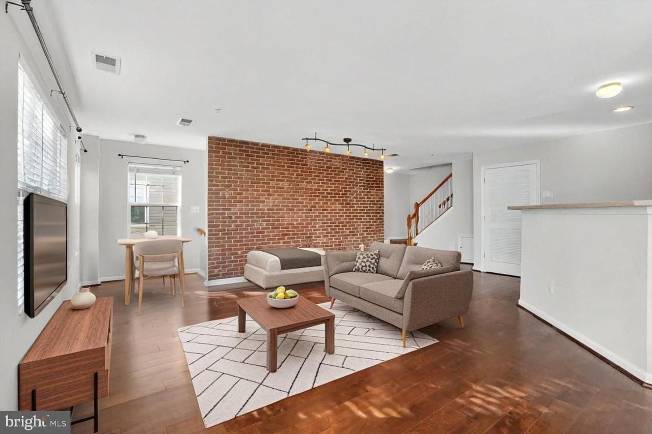 11180 Wortham Crest Cir - Photo 4 of 14