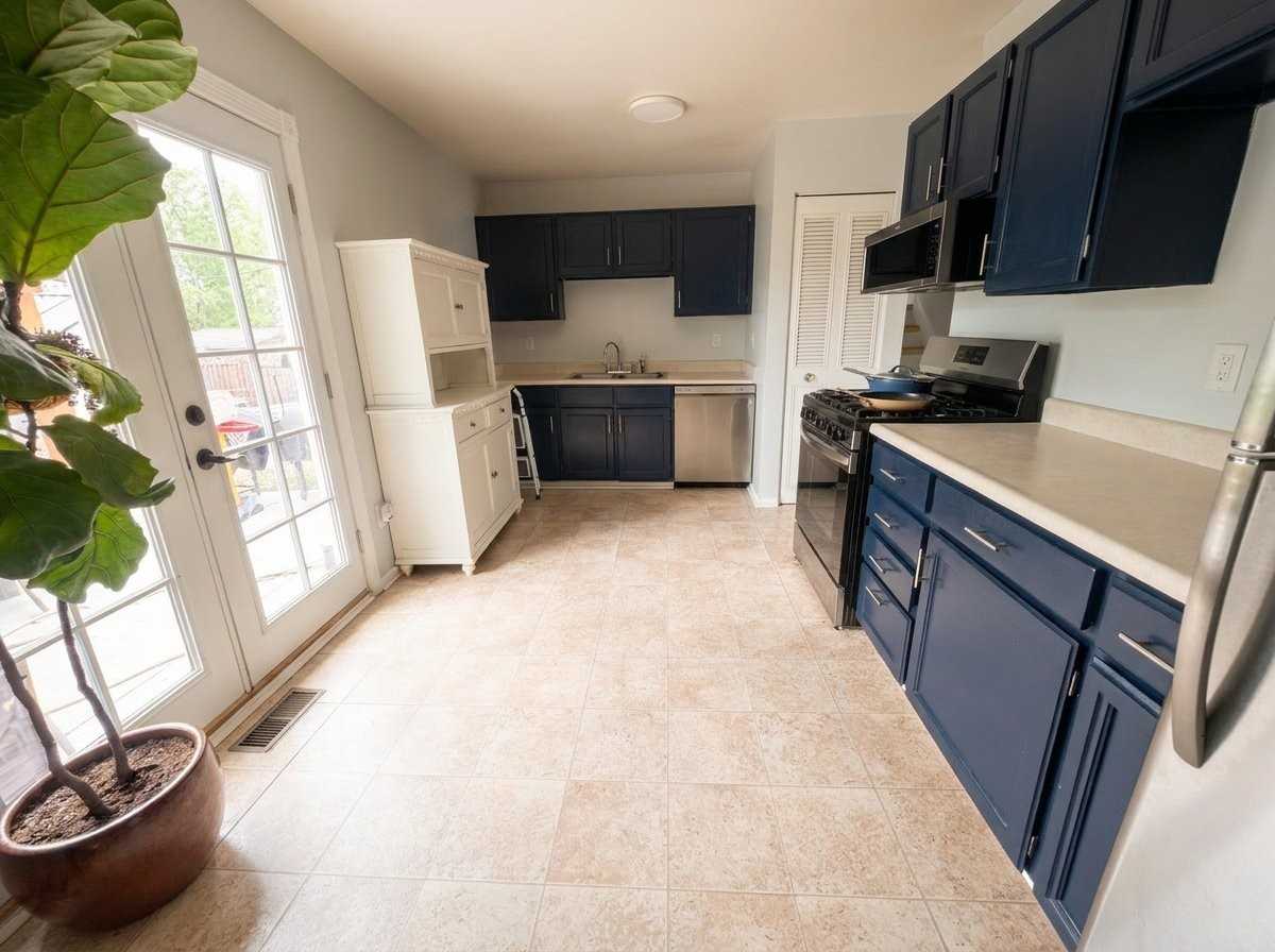 1920 E 81st Pl - Photo 3 of 13