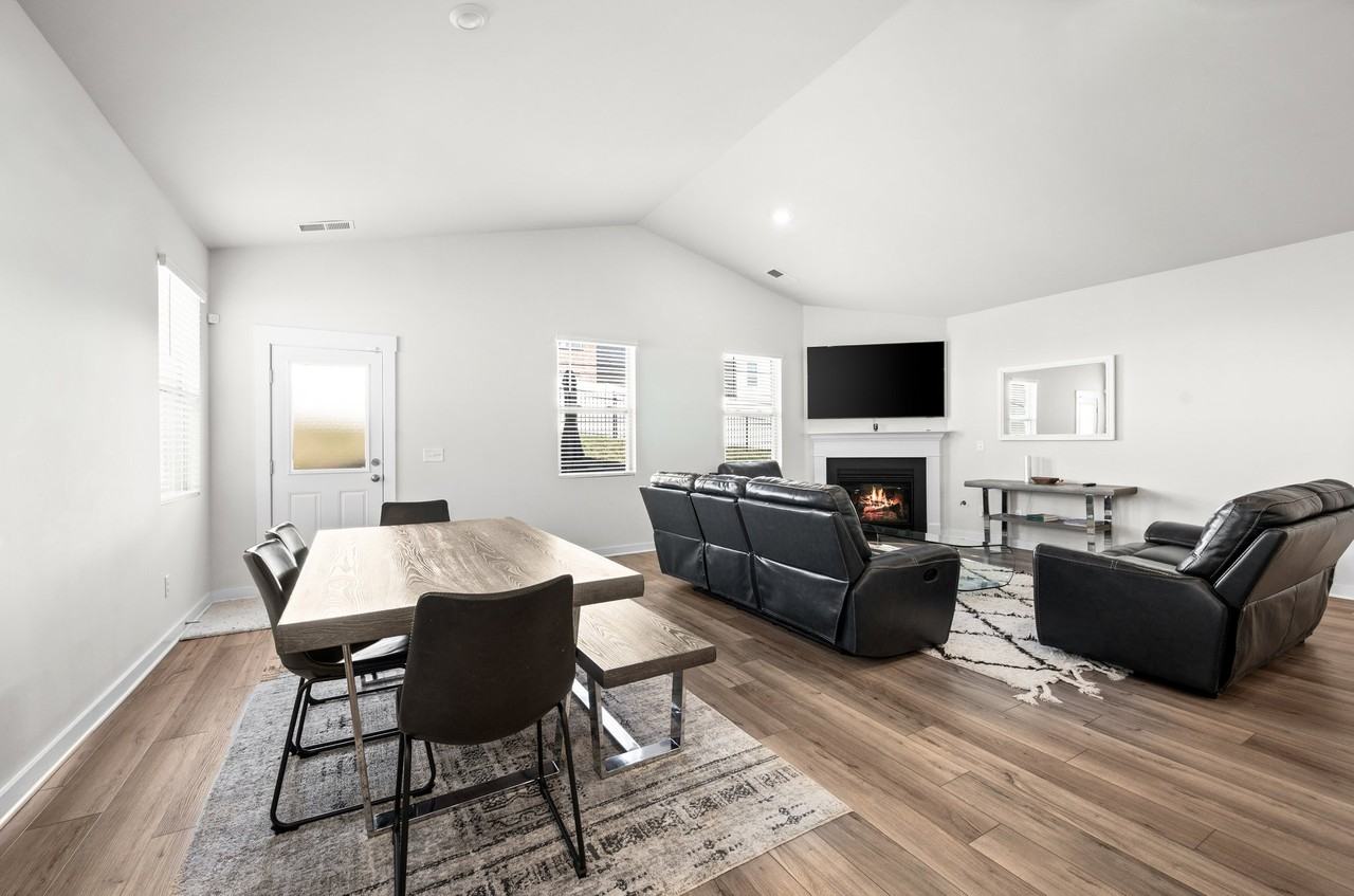 643 Snap Dragon Ln - Photo 6 of 30