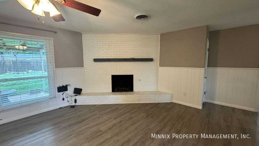 3410 54th St - Photo 6 of 31