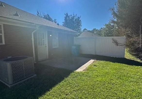 101 Smithfield Dr - Photo 2 of 10