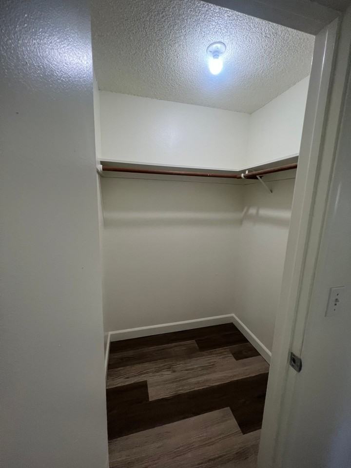 1351 Dustin Dr #3 - Photo 3 of 5