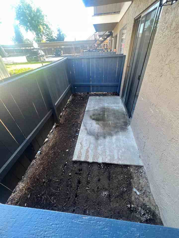 1351 Dustin Dr #3 - Photo 5 of 5