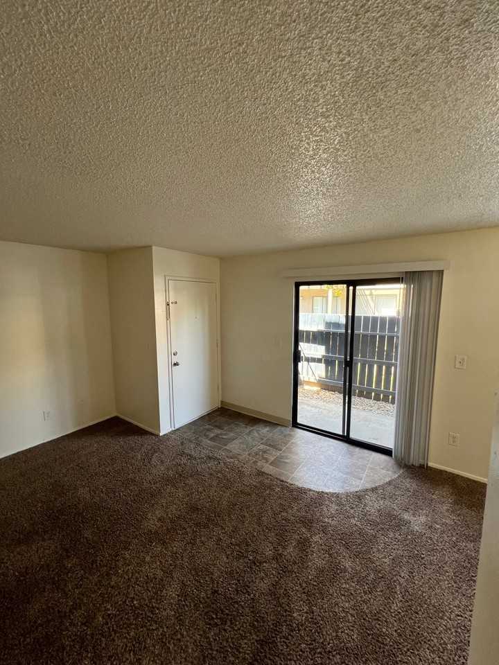1351 Dustin Dr #45 - Photo 3 of 6