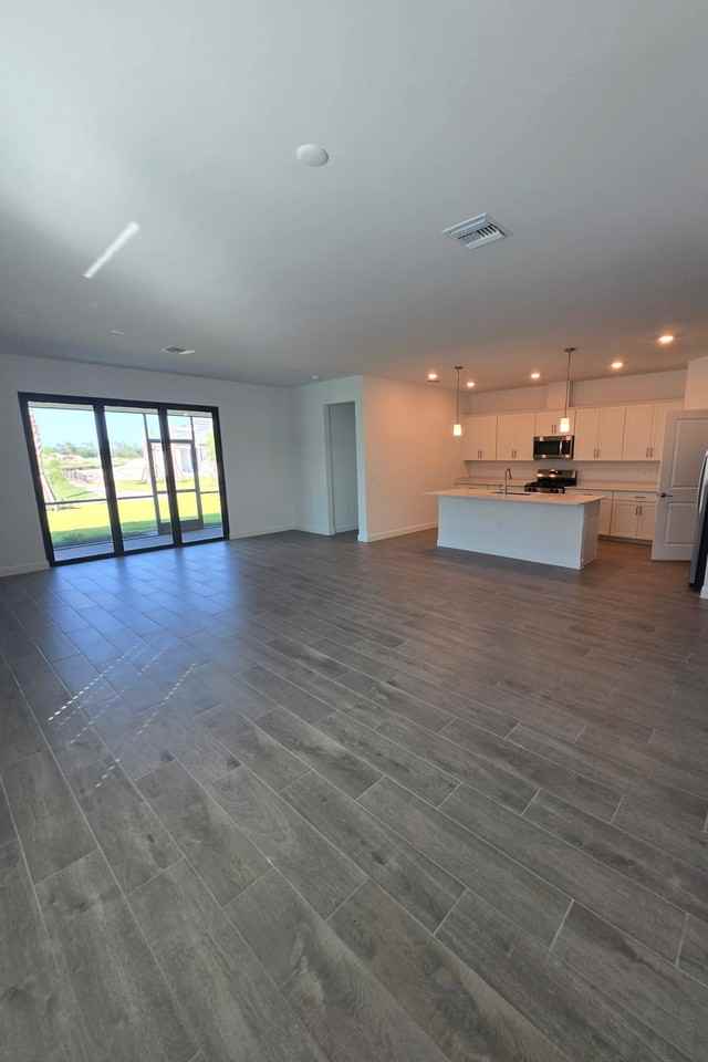 19231 Gentry Pl - Photo 5 of 20