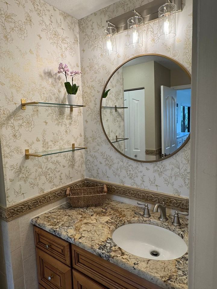 1800 Mariner Dr #6 - Photo 4 of 17