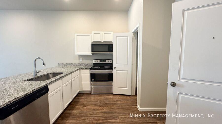 2101 N Jayton Ave #A - Photo 5 of 24