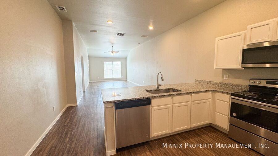 2101 N Jayton Ave #A - Photo 6 of 24