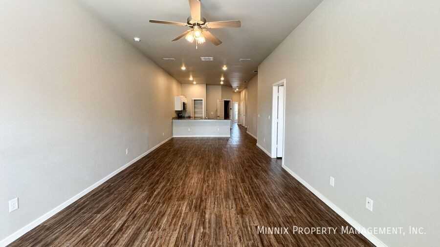 2101 N Jayton Ave #A - Photo 7 of 24