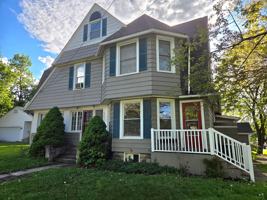 featured image of 340 High St Apt B #B