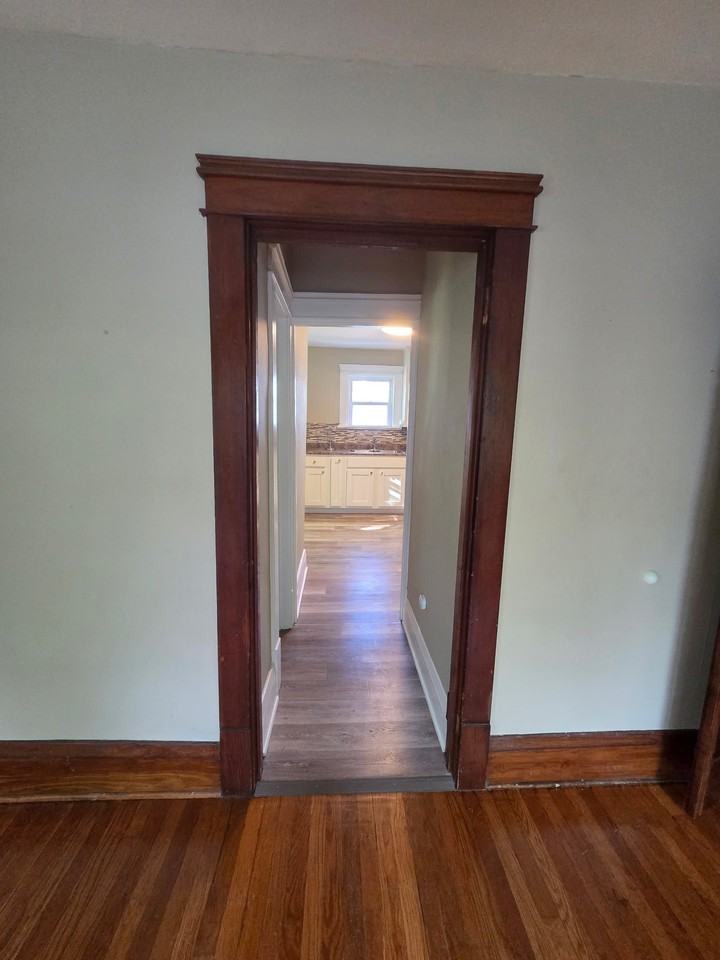 340 High St Apt B #B - Photo 4 of 19