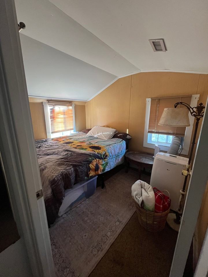 236 W Acer Ln - Photo 6 of 7