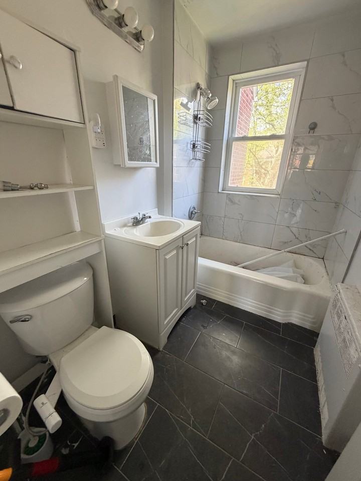 676 Park Ave #19-2A - Photo 4 of 6