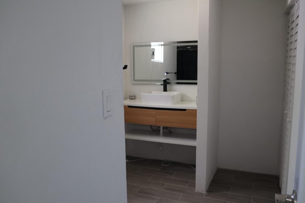 5 O5 Calle - Photo 6 of 15