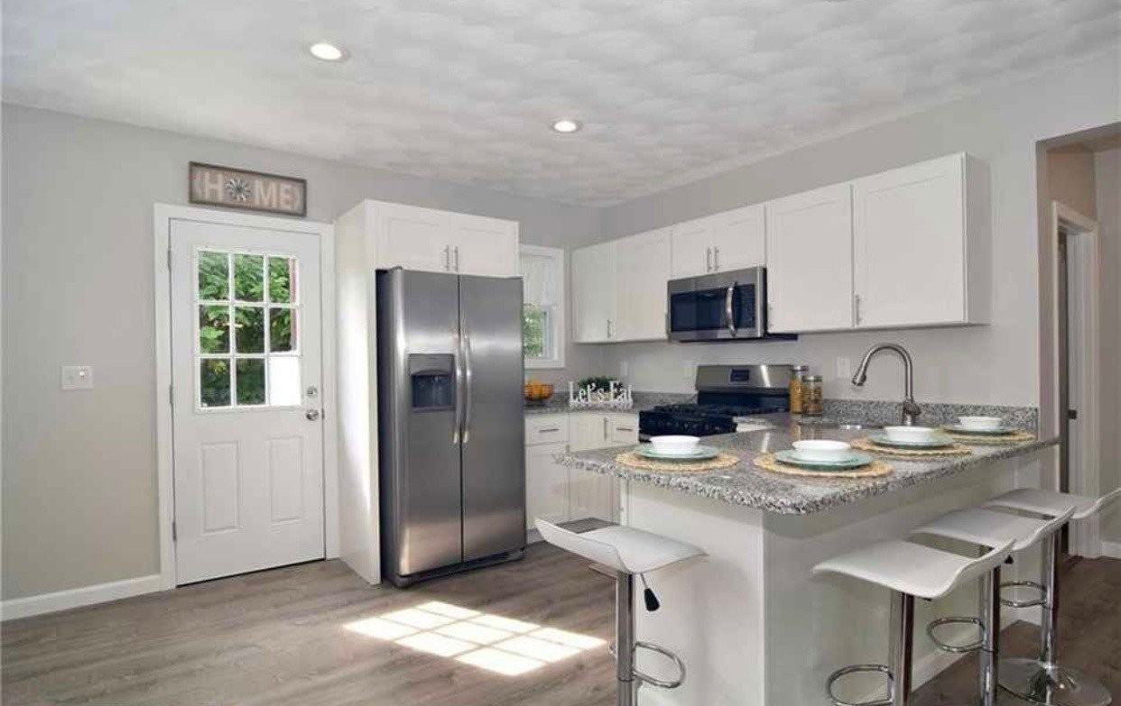 48 Audubon Ave #1 - Photo 2 of 7