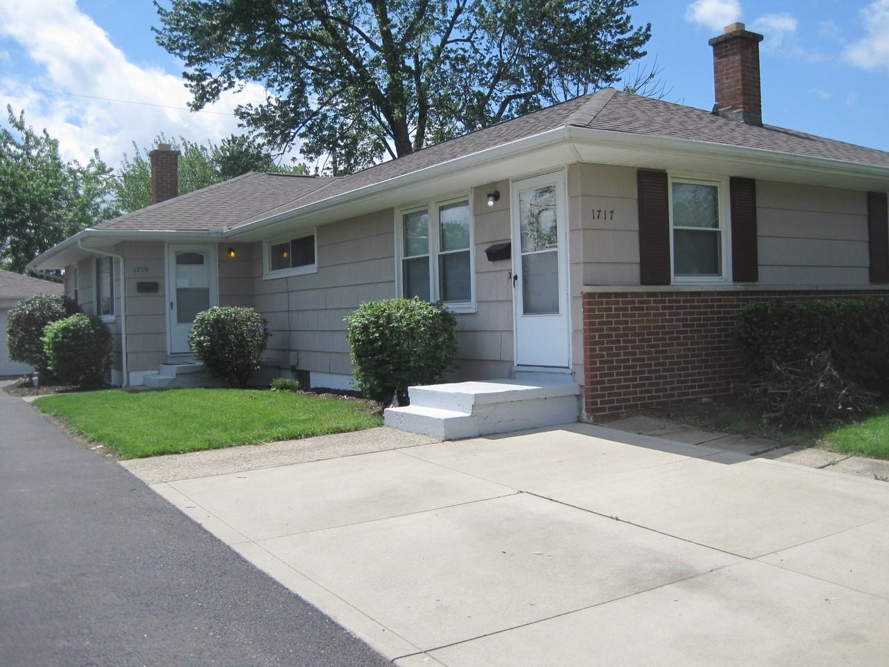 1717 Carolyn Ave - Photo 2 of 17