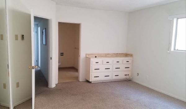 1111 Cypress Ave - Photo 5 of 7