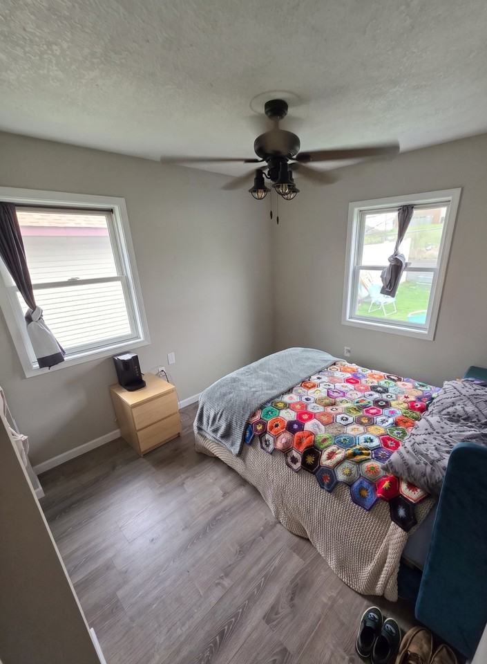172 Broadway St - Photo 6 of 9