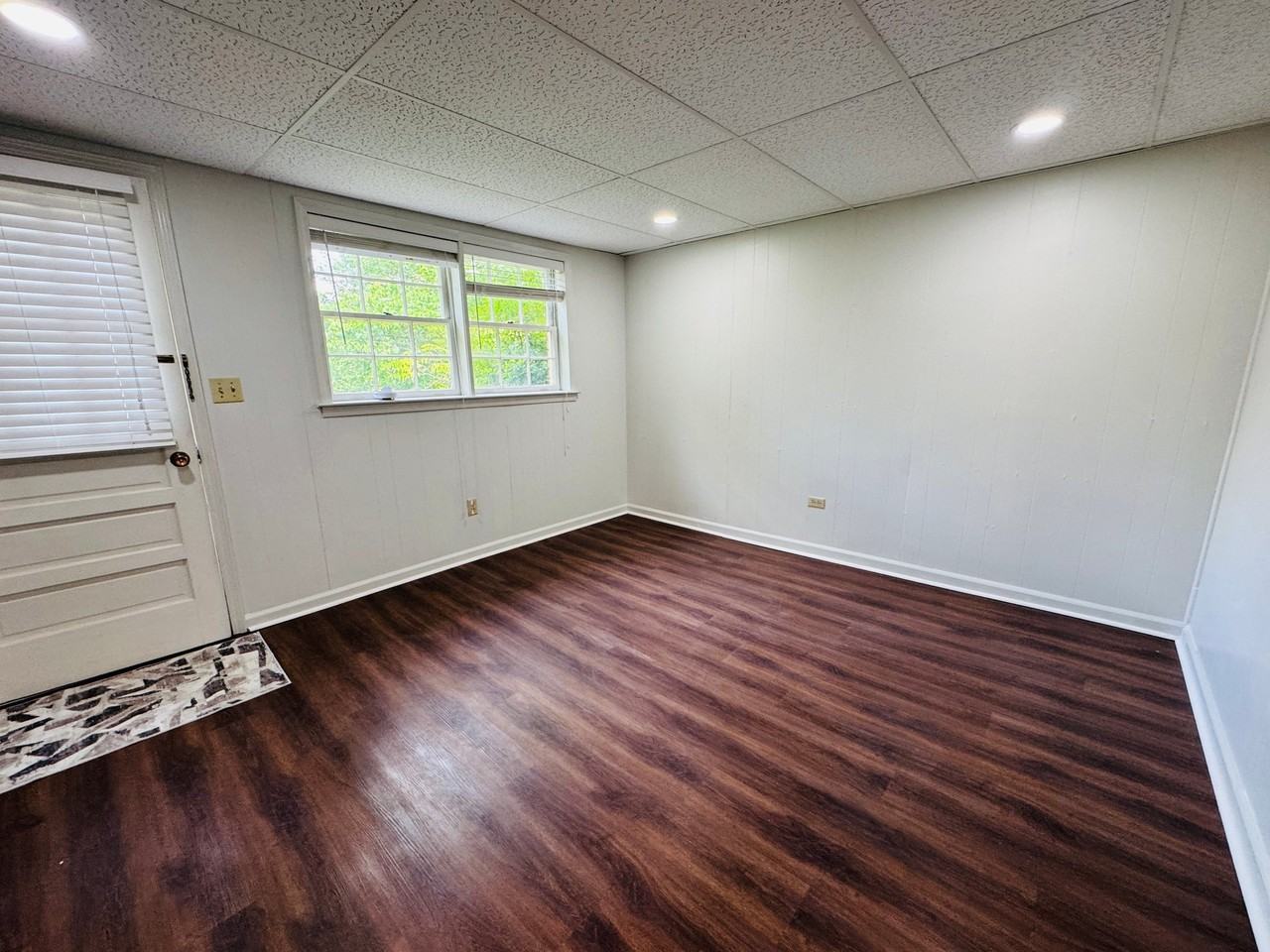 4875 Millen Dr Se - Photo 4 of 13