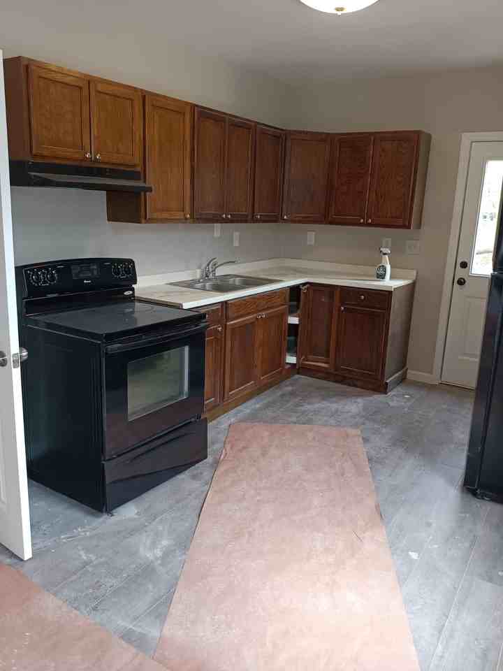 3 Pierce St #4 - Photo 2 of 20