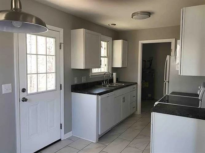 407 Hazel Dr - Photo 4 of 10