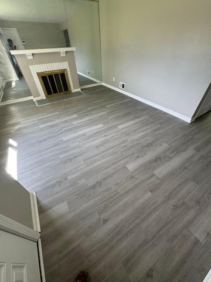 4527 Channing Ln - Photo 3 of 20