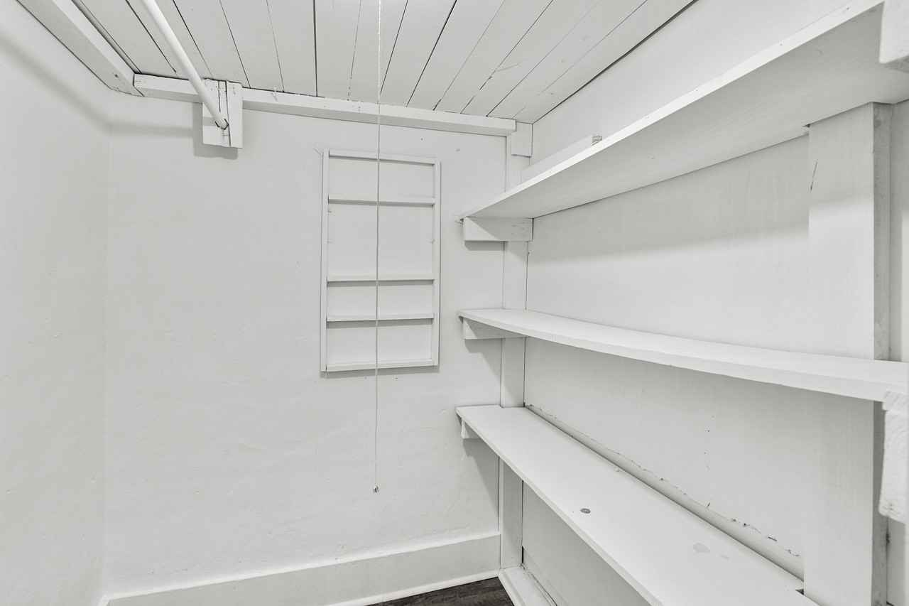 503 Hayes St - Photo 6 of 20
