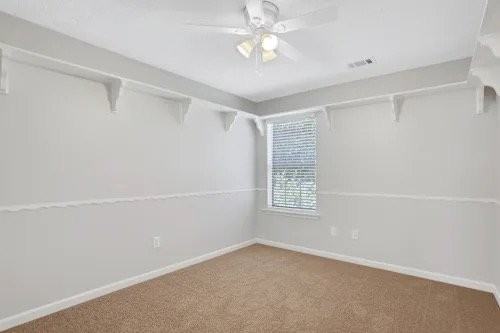 3120 W Hidden Valley Rd - Photo 5 of 12