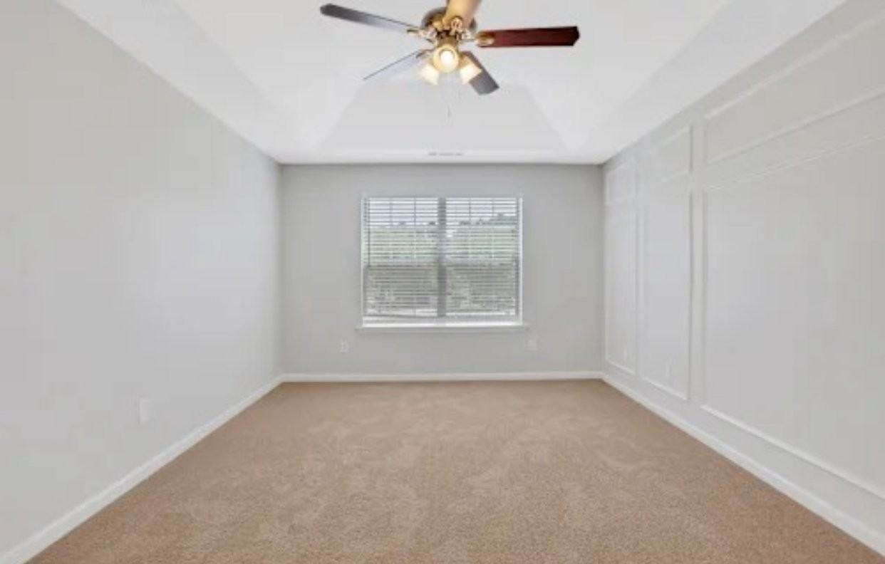 3120 W Hidden Valley Rd - Photo 7 of 12